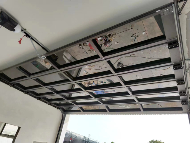 Concealed frame glass perspective door